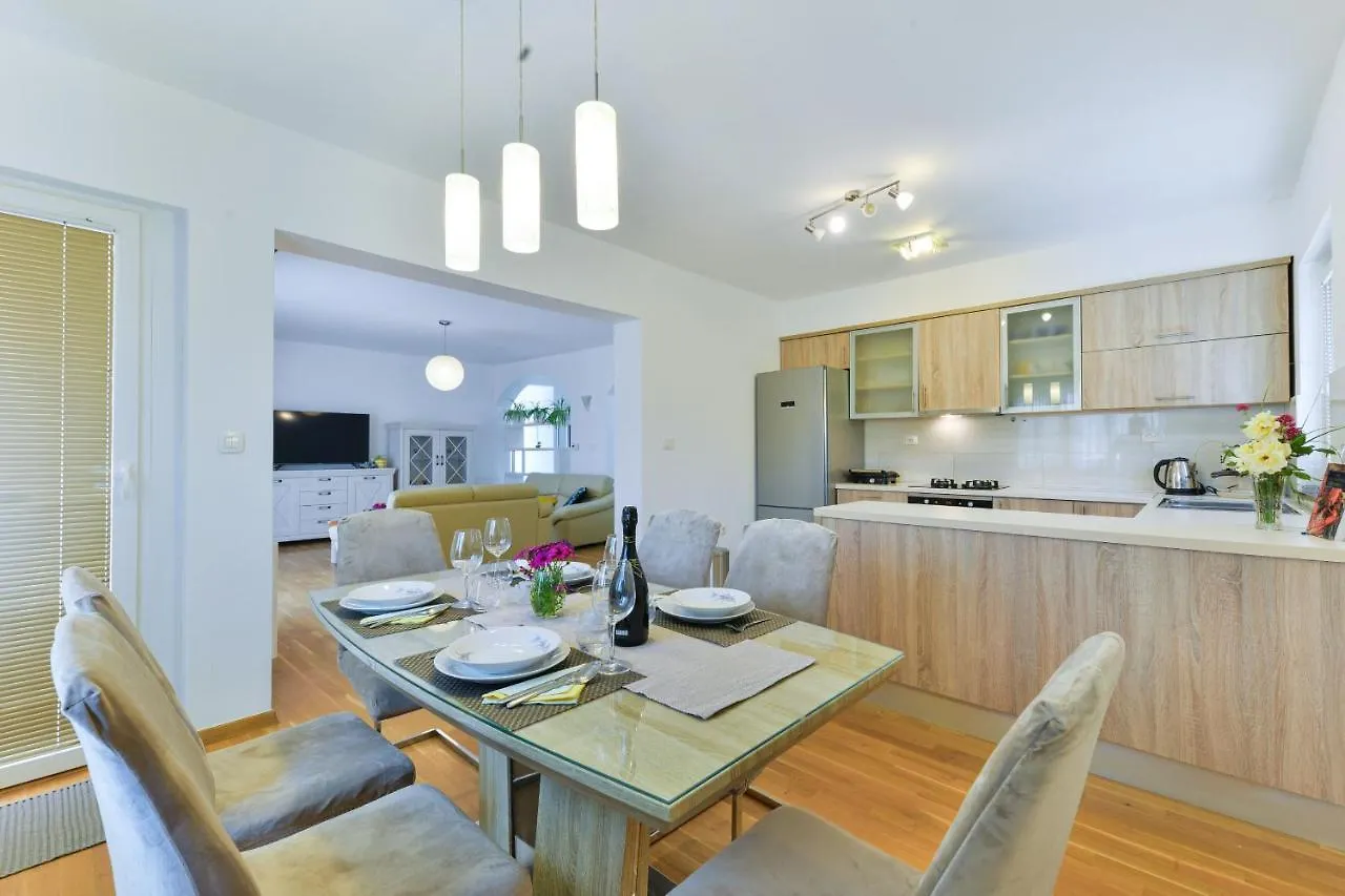 Villa Solis Zadarvillas Croatia